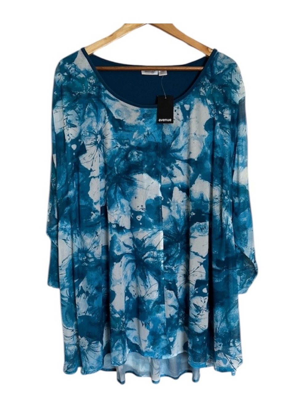 Avenue Teal-Blue Floral Tie-Dye Scoop Neck Tunic. Size 22/24. NWT